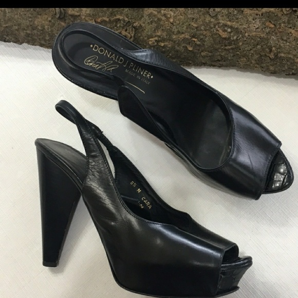 Donald J. Pliner Shoes - 🍒Donald J pliner 8.5 🌹